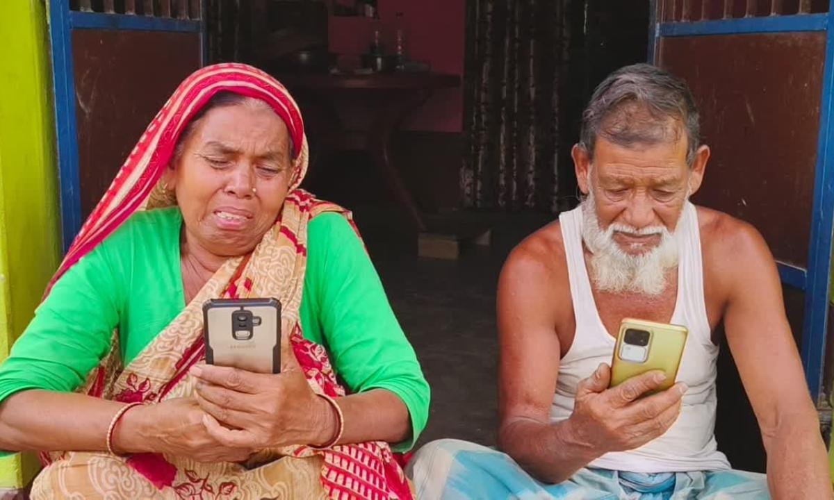 Bengal Couple Traces Mentally Challenged Son In Bangladesh After 14 Years Through Facebook